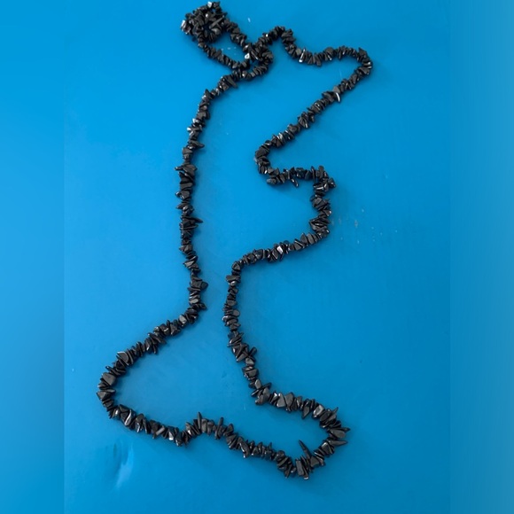 Hematite gemstone necklace or crafting chips - Picture 1 of 2